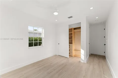 1880 NE 180th Street North Miami Beach FL 33162