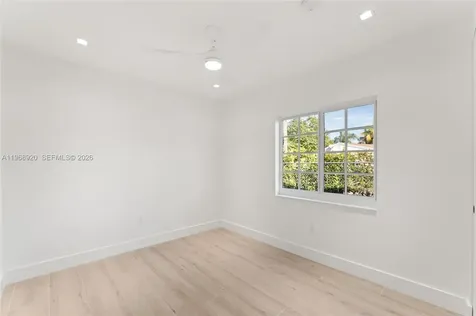 1880 NE 180th Street North Miami Beach FL 33162