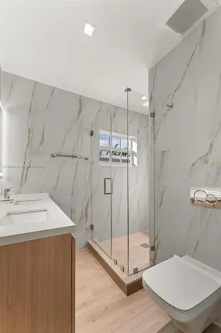 1880 NE 180th Street North Miami Beach FL 33162