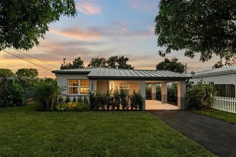 1880 NE 180th Street North Miami Beach FL 33162
