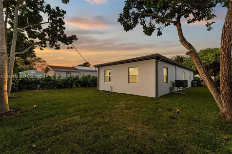 1880 NE 180th Street North Miami Beach FL 33162