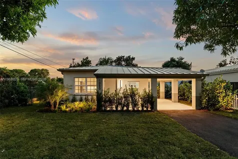 1880 NE 180th Street North Miami Beach FL 33162