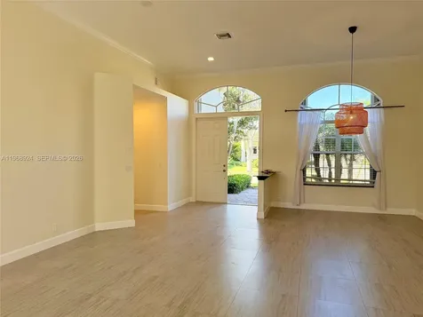 2644 Miller Court Weston FL 33332