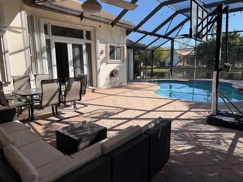 2644 Miller Court Weston FL 33332
