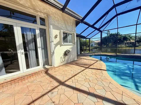 2644 Miller Court Weston FL 33332