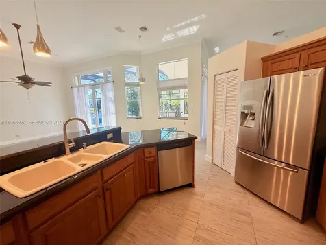 2644 Miller Court Weston FL 33332