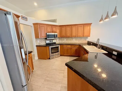 2644 Miller Court Weston FL 33332
