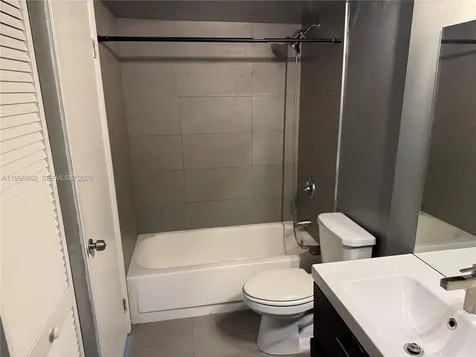 492 NW 165th Street Road Miami FL 33169