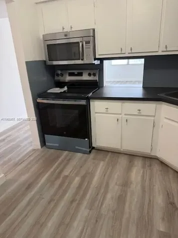 1400 NE 191st Street Miami FL 33179