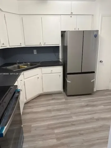1400 NE 191st Street Miami FL 33179