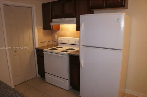 409 4th Avenue N Lake Worth FL 33460