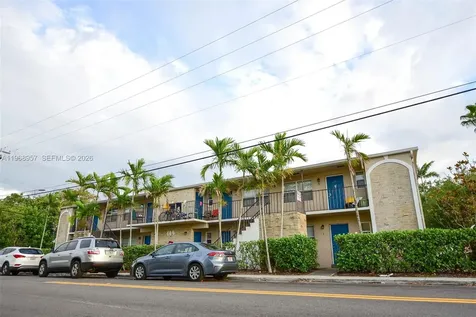 409 4th Avenue N Lake Worth FL 33460