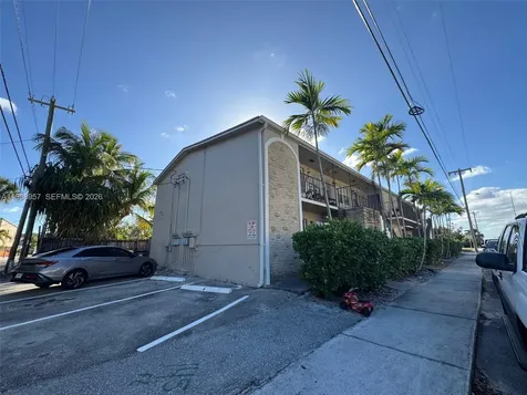 409 4th Avenue N Lake Worth FL 33460