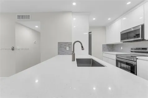 8660 SW 149th Avenue Miami FL 33193