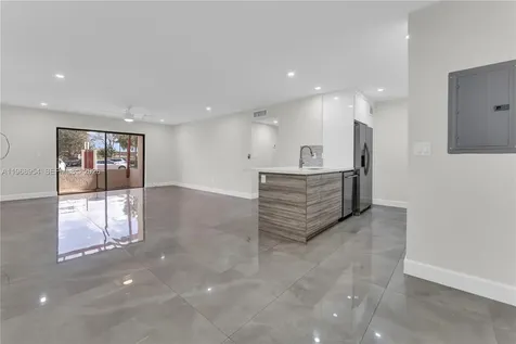 8660 SW 149th Avenue Miami FL 33193