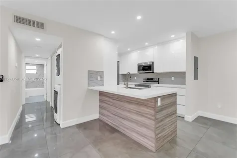 8660 SW 149th Avenue Miami FL 33193