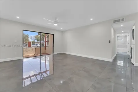8660 SW 149th Avenue Miami FL 33193