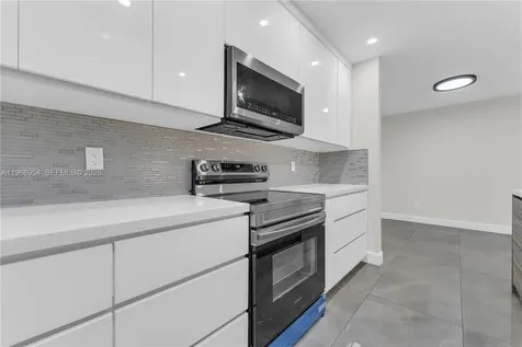 8660 SW 149th Avenue Miami FL 33193