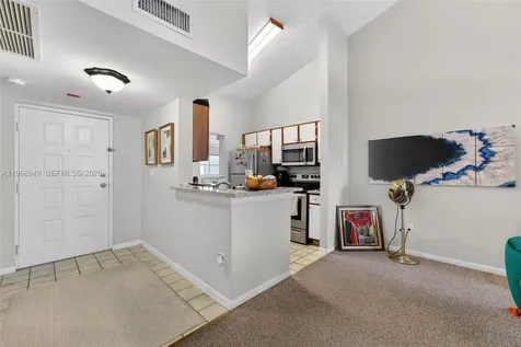 2890 N Oakland Forest Drive Lauderdale Lakes FL 33309