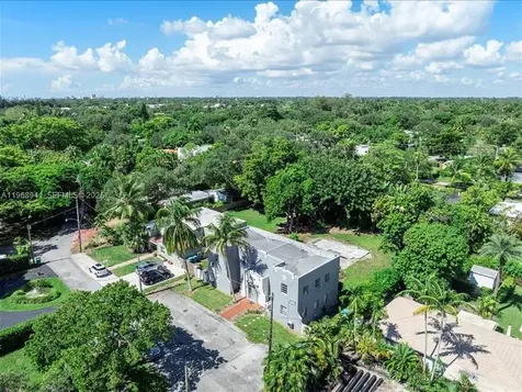 11402 NE 8th Court Biscayne Park FL 33161