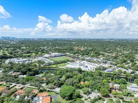 11402 NE 8th Court Biscayne Park FL 33161