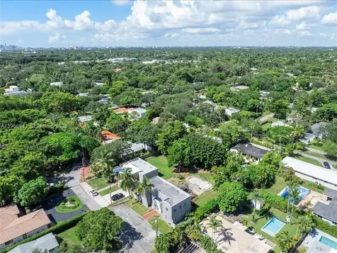11402 NE 8th Court Biscayne Park FL 33161