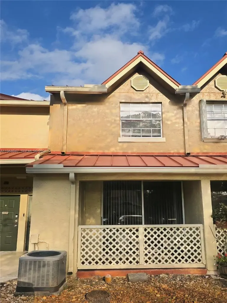 18316 NW 68th Avenue Hialeah FL 33015