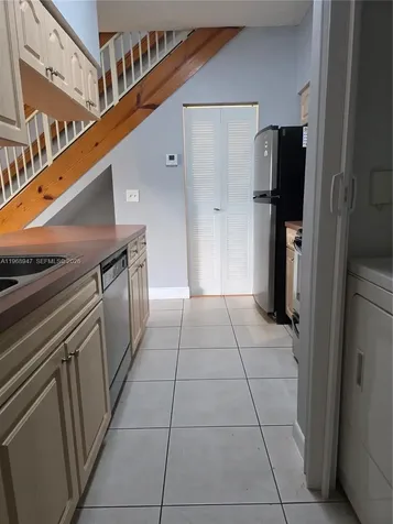 18316 NW 68th Avenue Hialeah FL 33015