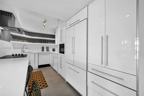 5225 Collins Avenue Miami Beach FL 33140
