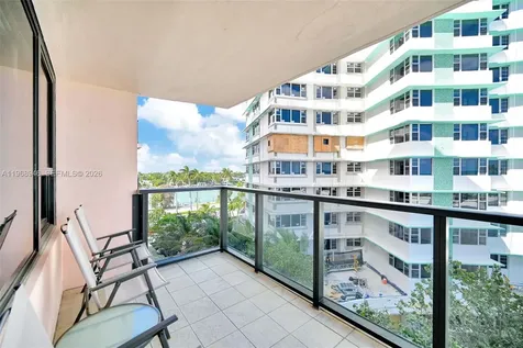 5225 Collins Avenue Miami Beach FL 33140