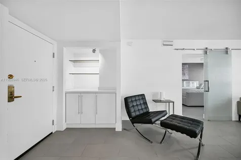 5225 Collins Avenue Miami Beach FL 33140