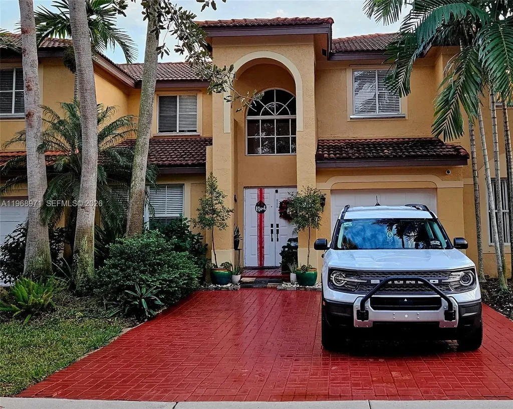 14070 S Forest Oak Circle Davie FL 33325