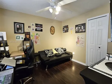 14070 S Forest Oak Circle Davie FL 33325