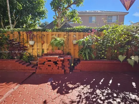 14070 S Forest Oak Circle Davie FL 33325