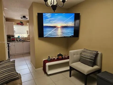14070 S Forest Oak Circle Davie FL 33325