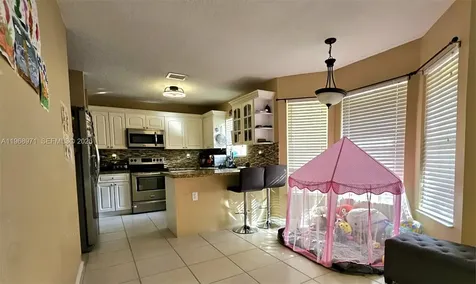 14070 S Forest Oak Circle Davie FL 33325