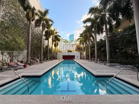 133 NE 2nd Avenue Miami FL 33132