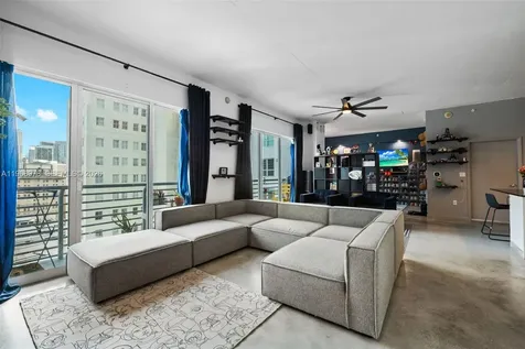 133 NE 2nd Avenue Miami FL 33132
