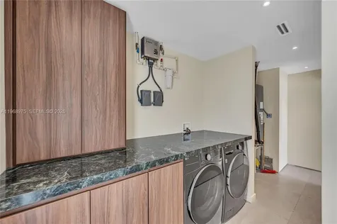 1170 S Biscayne Point Road Miami Beach FL 33141