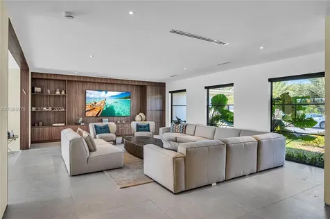 1170 S Biscayne Point Road Miami Beach FL 33141