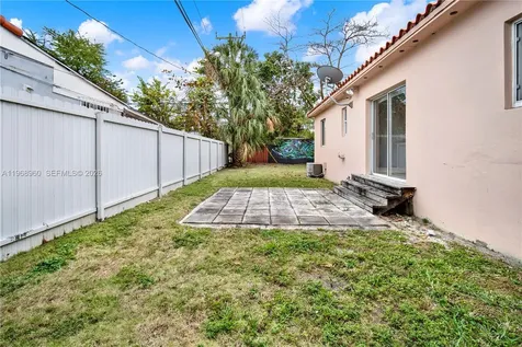 2001 SW 37th Avenue Miami FL 33145