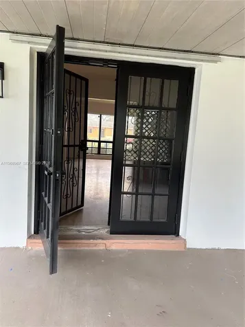 15200 SW 109 Avenue Miami FL 33157