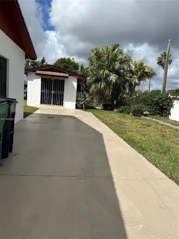 15200 SW 109 Avenue Miami FL 33157