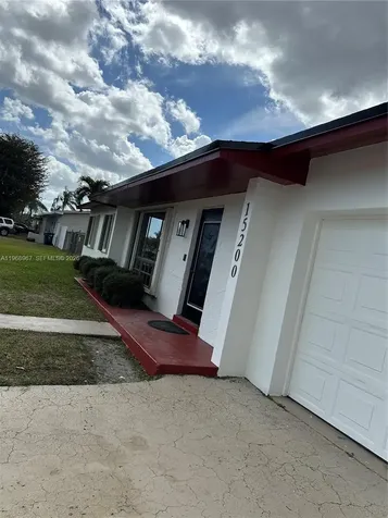 15200 SW 109 Avenue Miami FL 33157