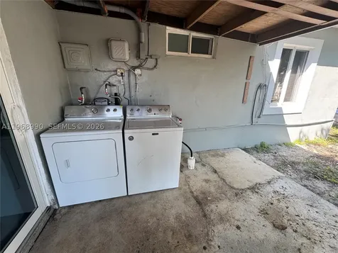816 Beech Road West Palm Beach FL 33409