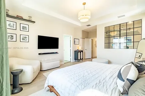 2370 NW 131st Circle Miami FL 33167