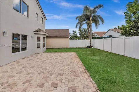 4917 SW 32nd Way Hollywood FL 33312
