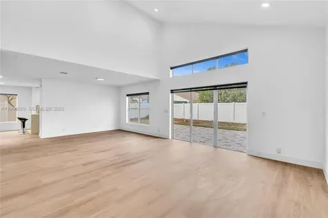 4917 SW 32nd Way Hollywood FL 33312