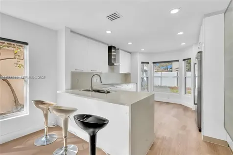 4917 SW 32nd Way Hollywood FL 33312
