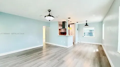 432 NW 103rd Street Miami FL 33150